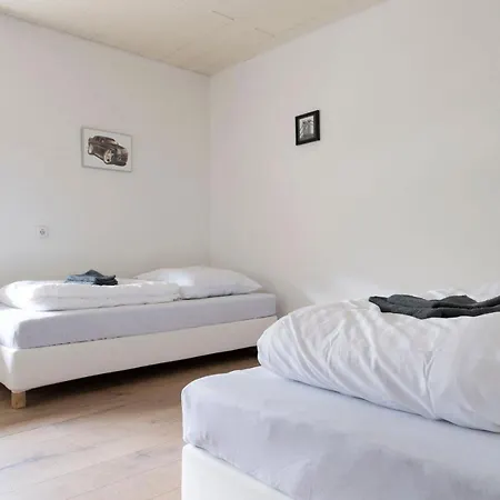 Appartement Worker Apartment Near Enschede - 4 Bedrooms - 8 Single Box-Spring Beds *