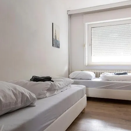 Worker Apartment Near Enschede - 4 Bedrooms - 8 Single Box-Spring Beds