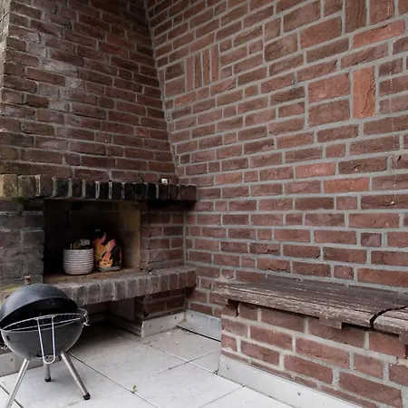 Worker Apartment Near Enschede - 4 Bedrooms - 8 Single Box-Spring Beds Appartement Gronau (Westfalen)