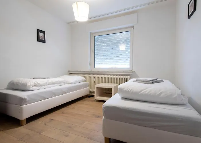 Workers Home- - 8 Single Box Spring Beds - Near Enschede * Gronau (Westfalen)