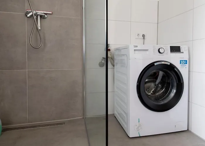 Workers Home- - 8 Single Box Spring Beds - Near Enschede * Gronau (Westfalen)